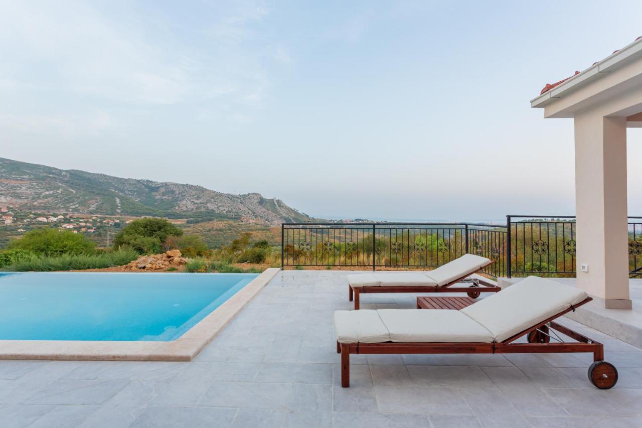 克利斯Secluded House - Guaranteed Privacy - Heated Pool别墅 外观 照片