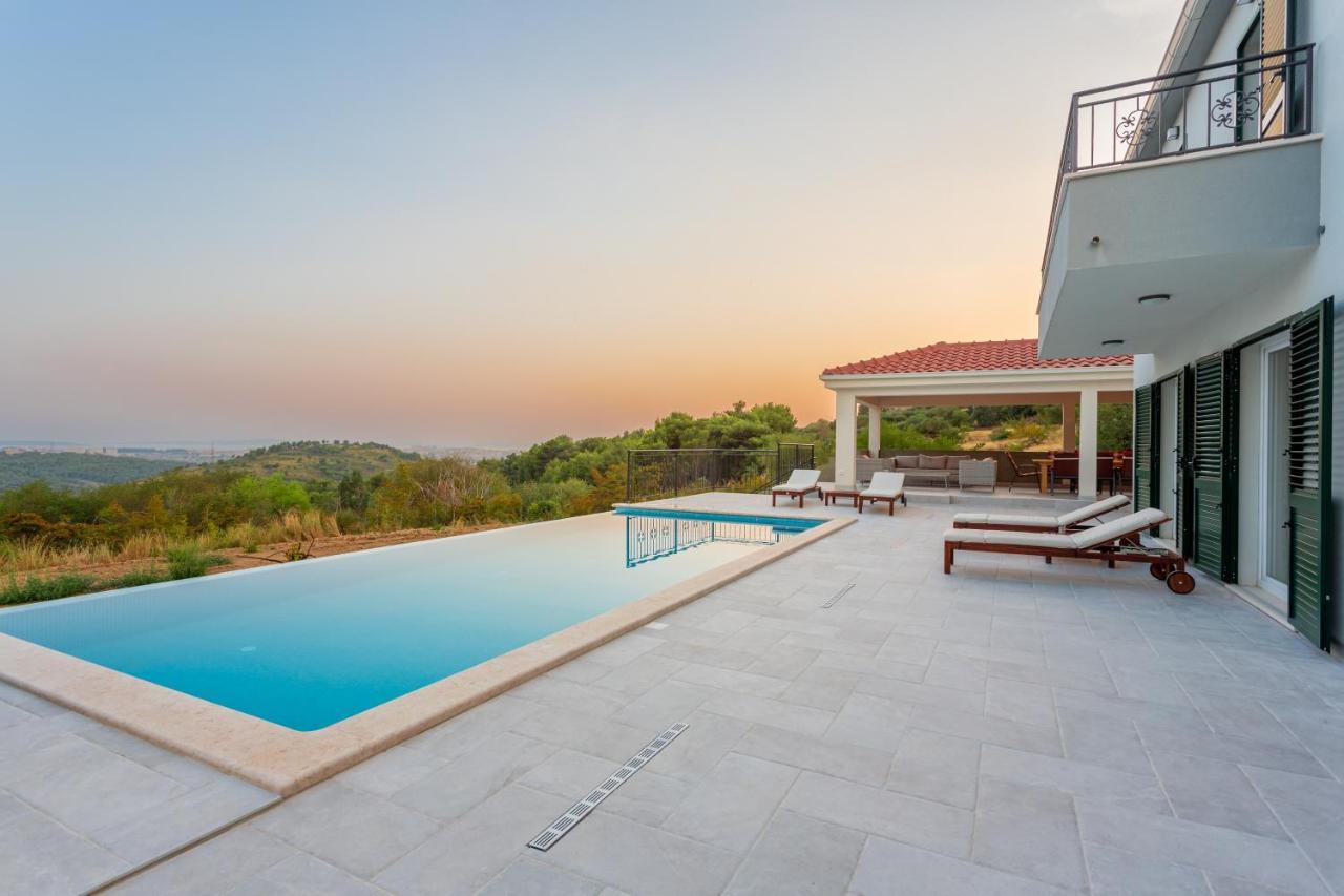 克利斯Secluded House - Guaranteed Privacy - Heated Pool别墅 外观 照片