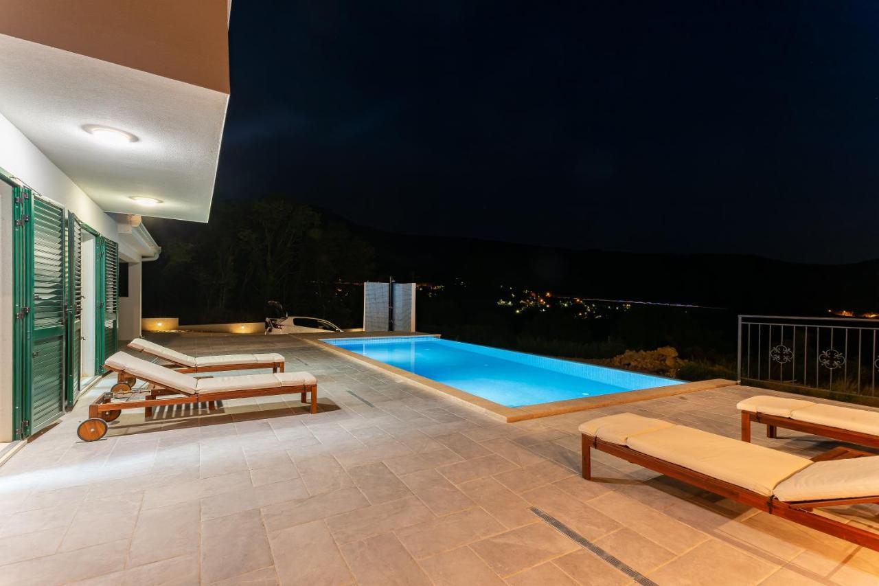 克利斯Secluded House - Guaranteed Privacy - Heated Pool别墅 外观 照片