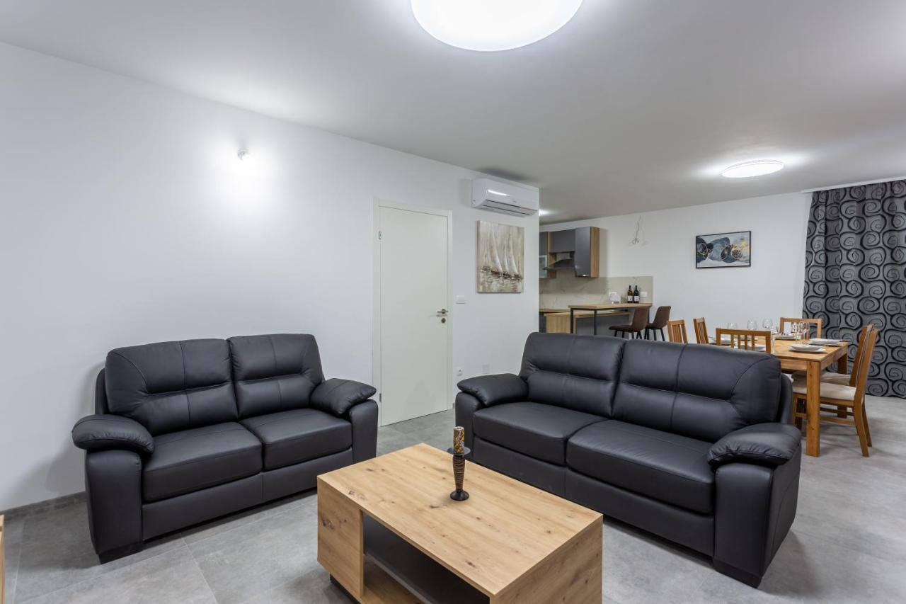 克利斯Secluded House - Guaranteed Privacy - Heated Pool别墅 外观 照片
