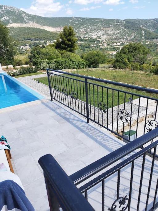 克利斯Secluded House - Guaranteed Privacy - Heated Pool别墅 外观 照片
